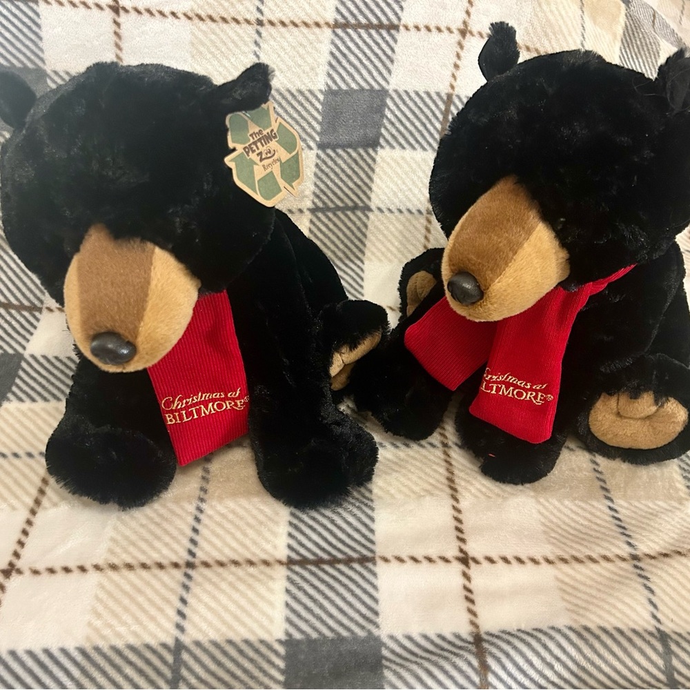 NWT Christmas at Biltmore Black Bear - 2 available - Picture 2 of 10